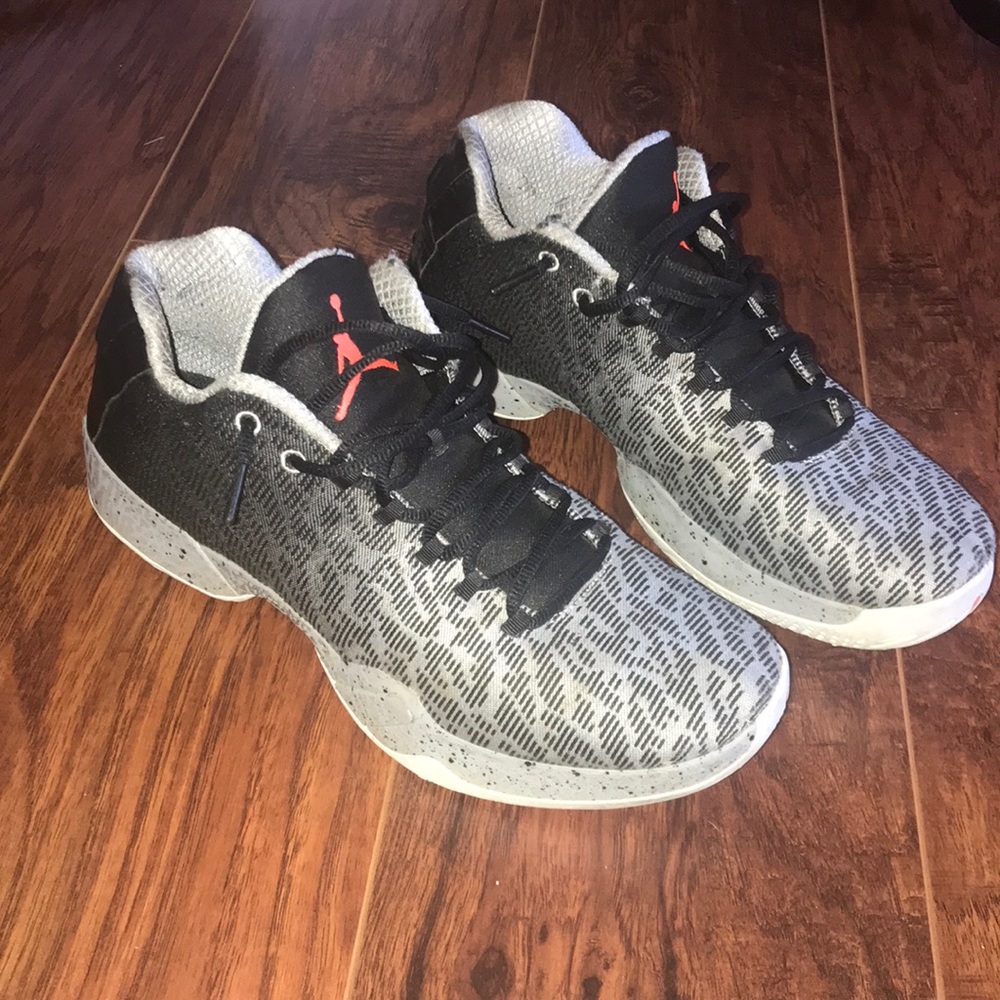 Jordan XX9 low “infrared”